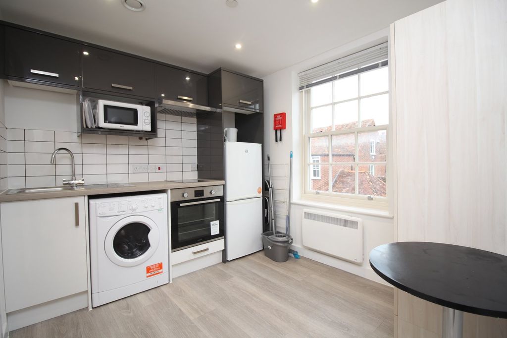 Property photo 2 of 7 Picture 2