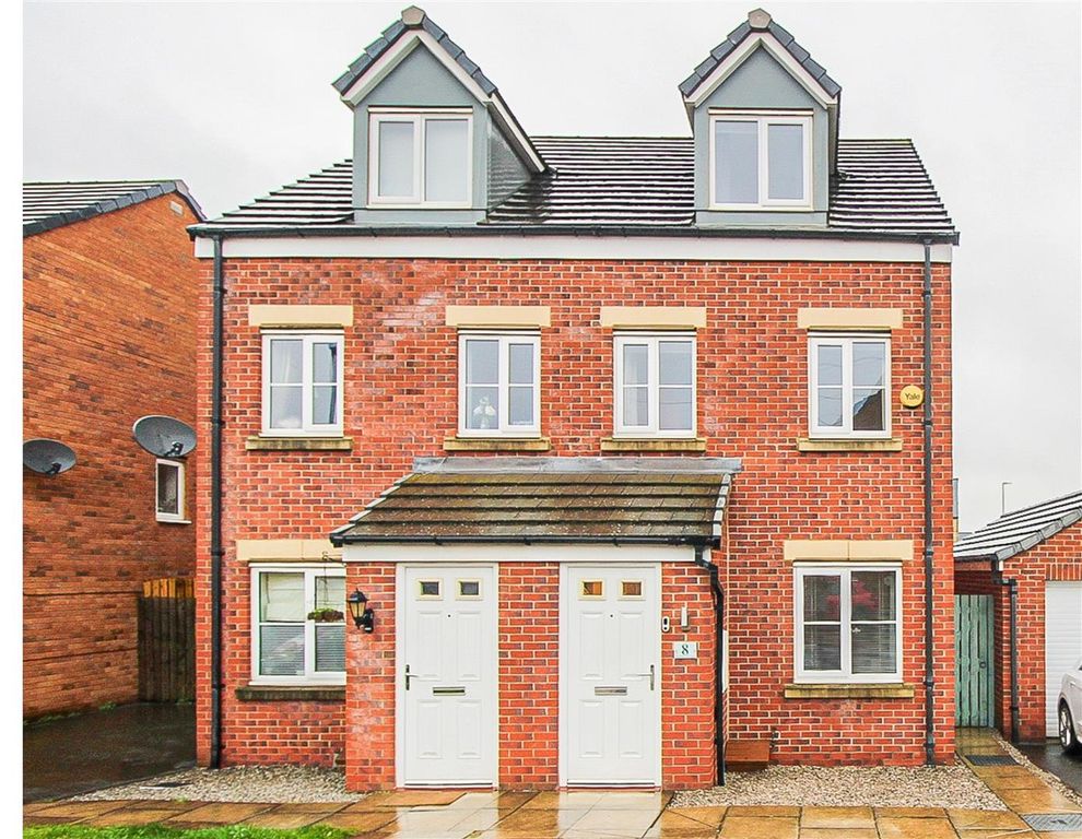 Property photo 1 of 11