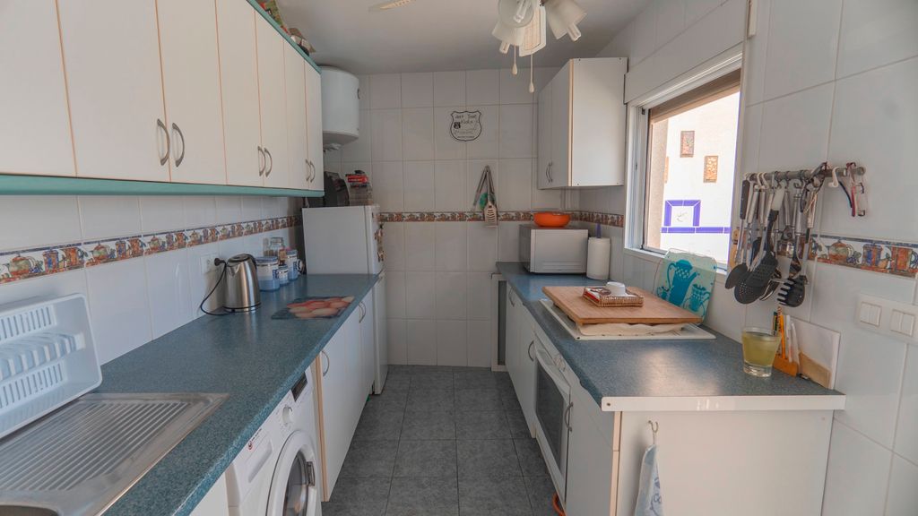 Property photo 2 of 71