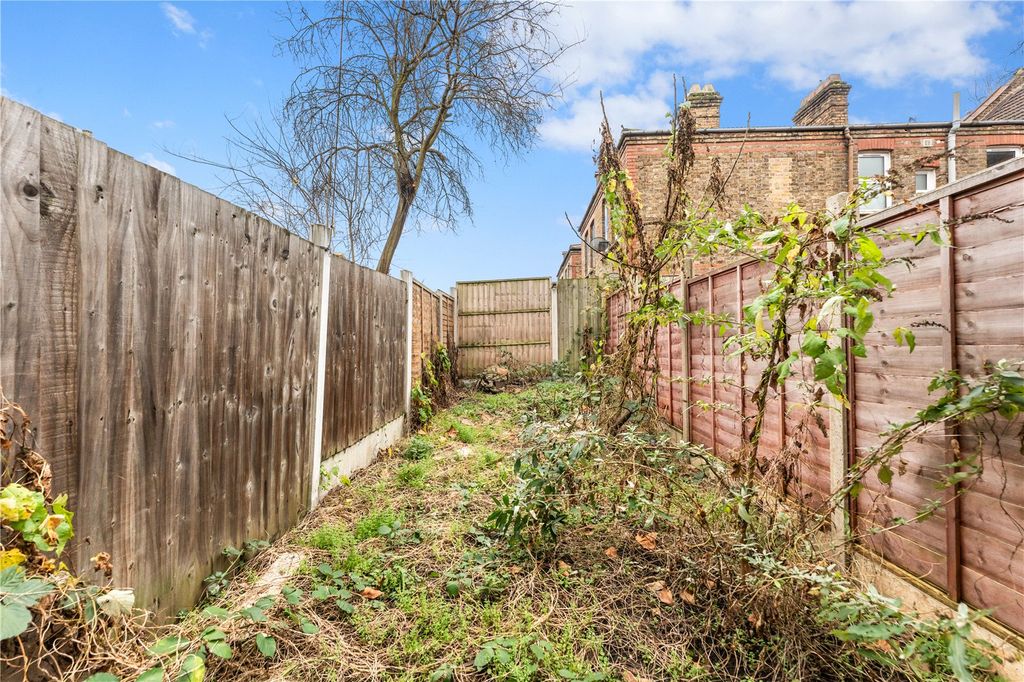 Property photo 2 of 15 Picture No. 09