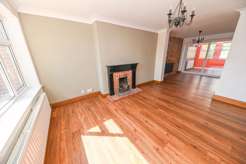 Property photo 3 of 17 Photo 12