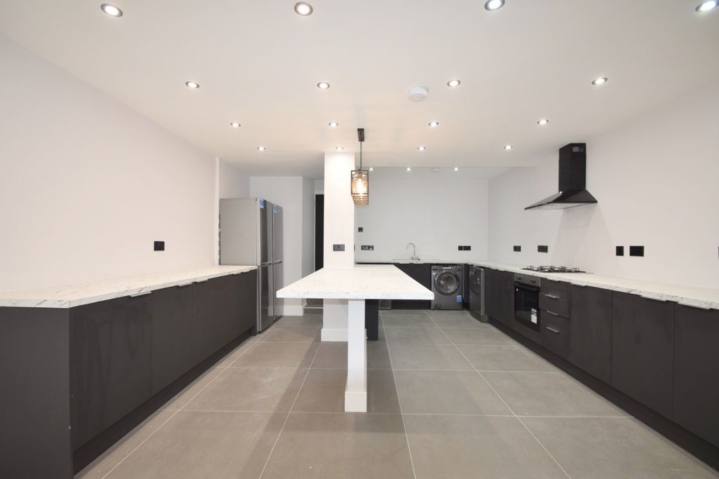 Property photo 1 of 19 Photo 1