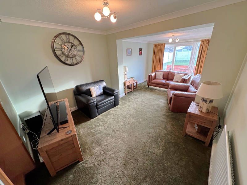 Property photo 3 of 30 Family Lounge