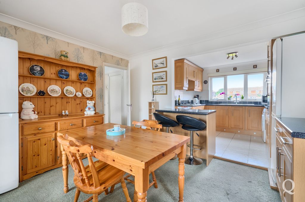 Property photo 2 of 24 94cd3880-A3d9-471...