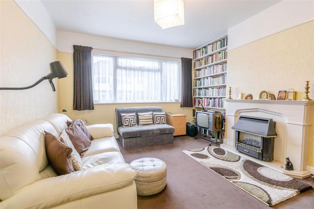 Property photo 2 of 18 Living 1.Jpg