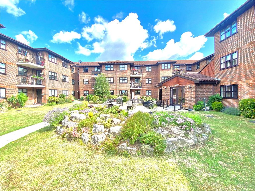 Property photo 1 of 22 Picture No. 15