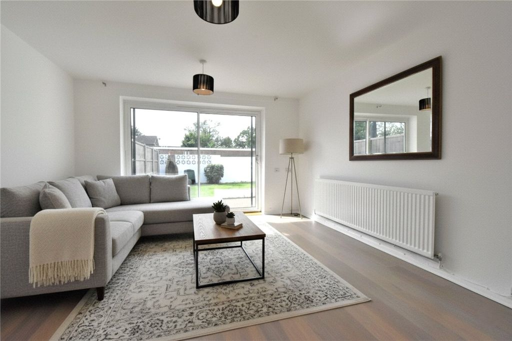 Property photo 1 of 9 Picture No. 54