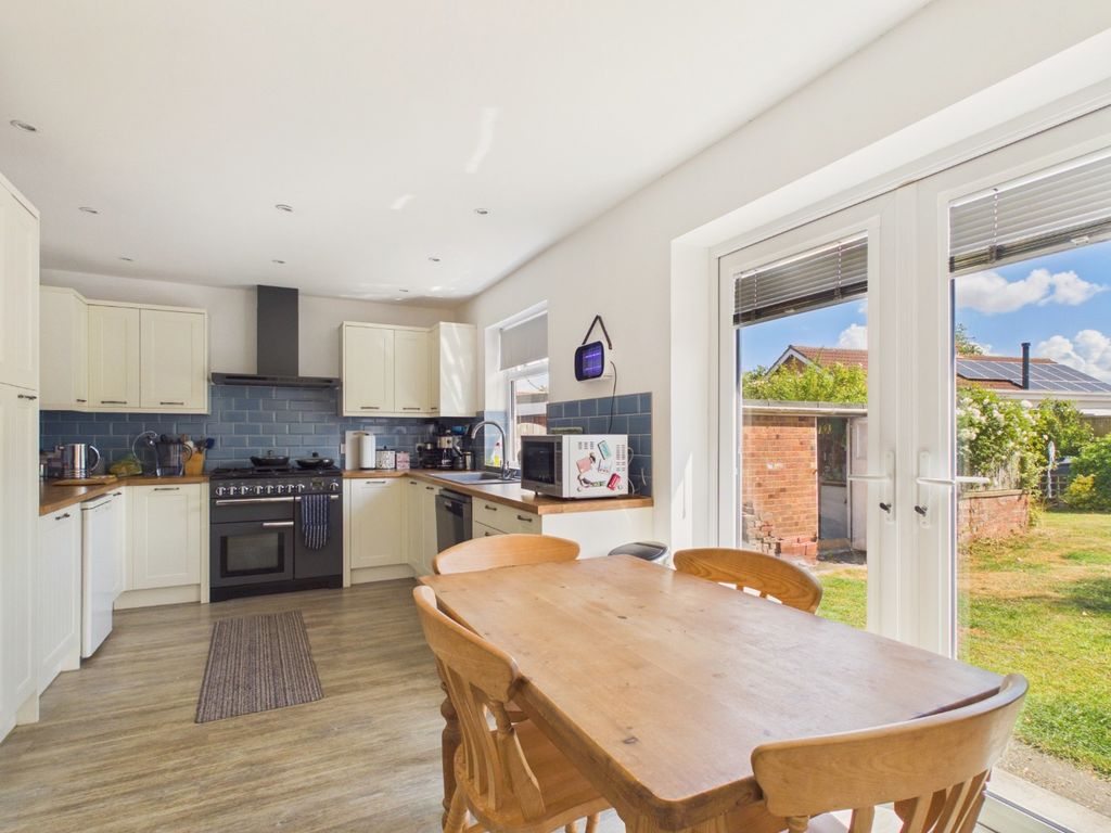 Property photo 2 of 24 5003214
