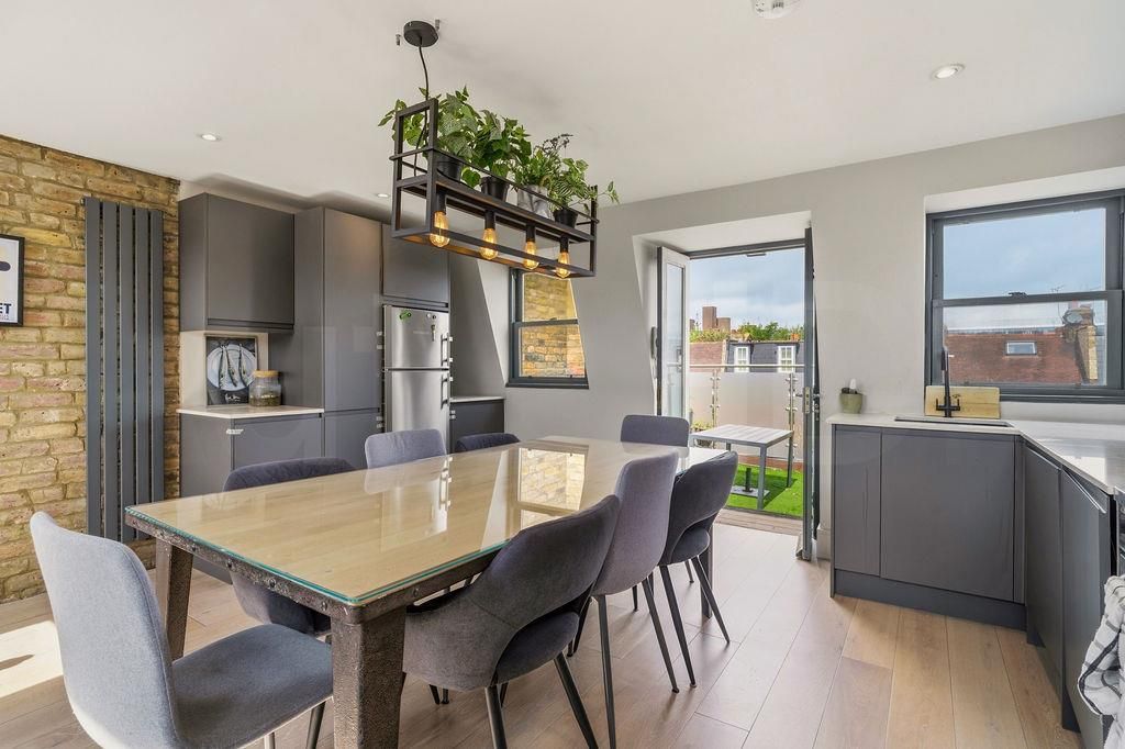 Property photo 3 of 18 Wingrave22-289.Jpg