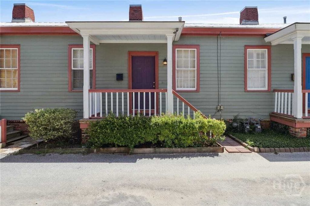 Property photo 1 of 26