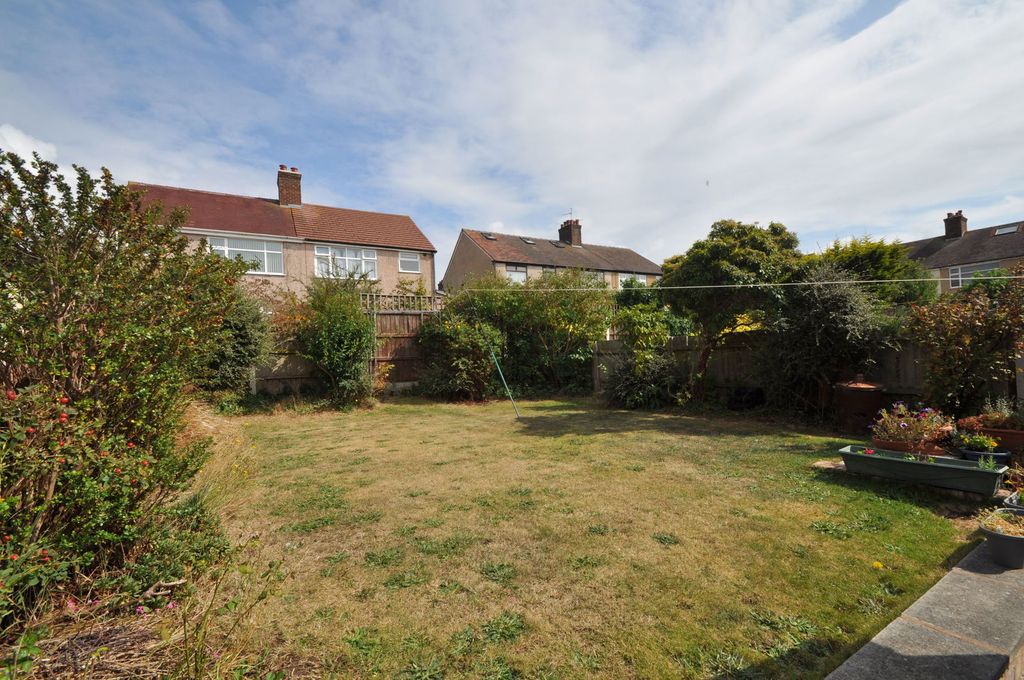 Property photo 3 of 46