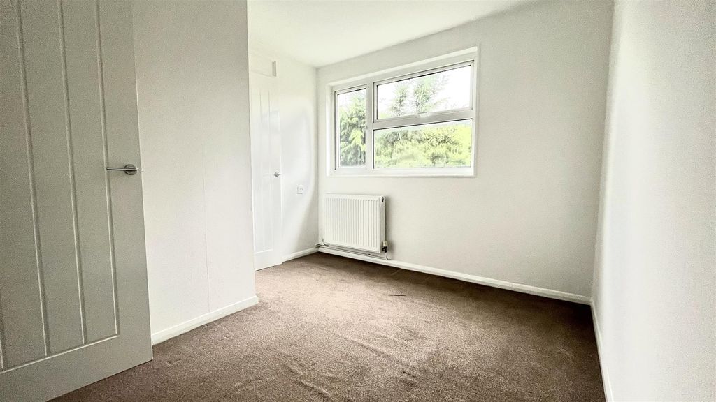 Property photo 3 of 11 Bedroom Two