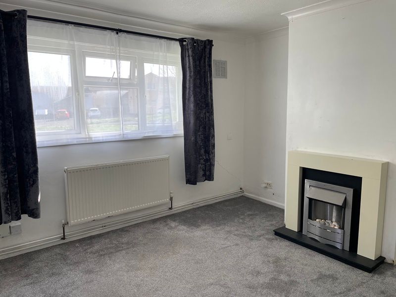 Property photo 2 of 7 Lounge