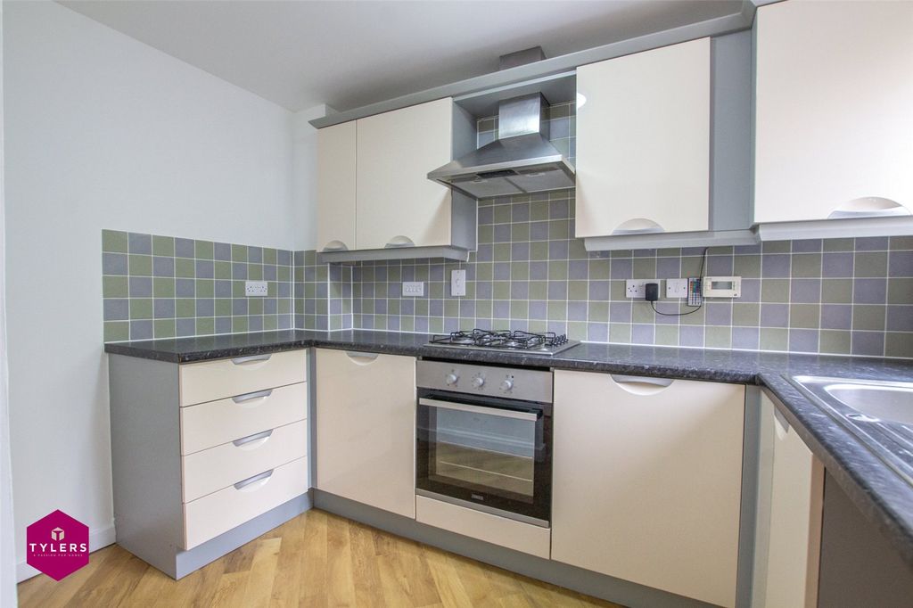 Property photo 2 of 12 Picture No. 03