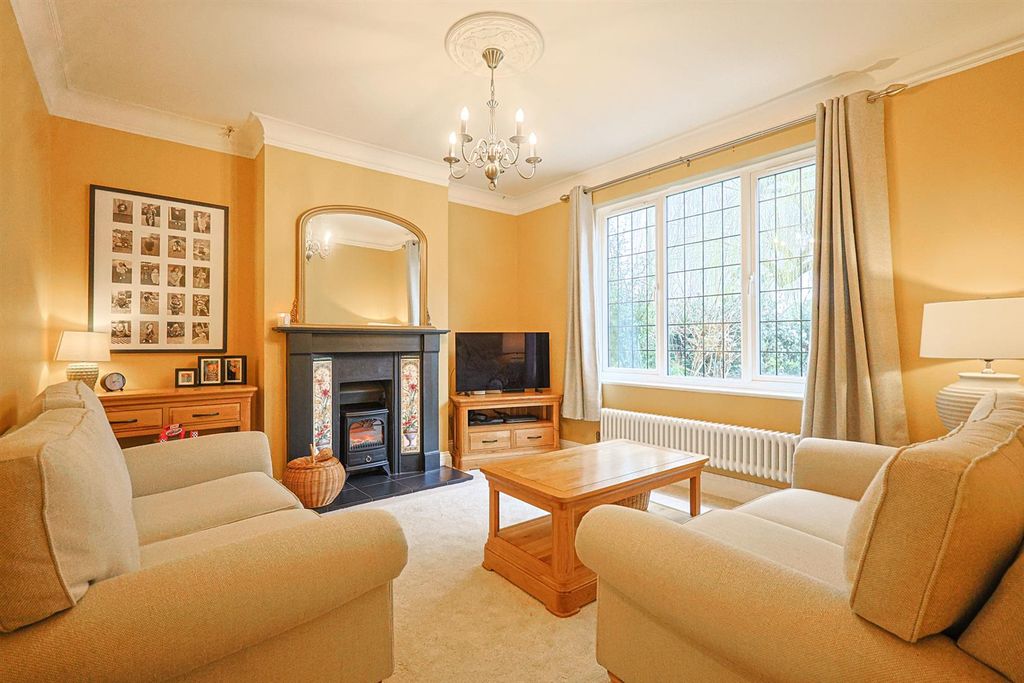 Property photo 3 of 15