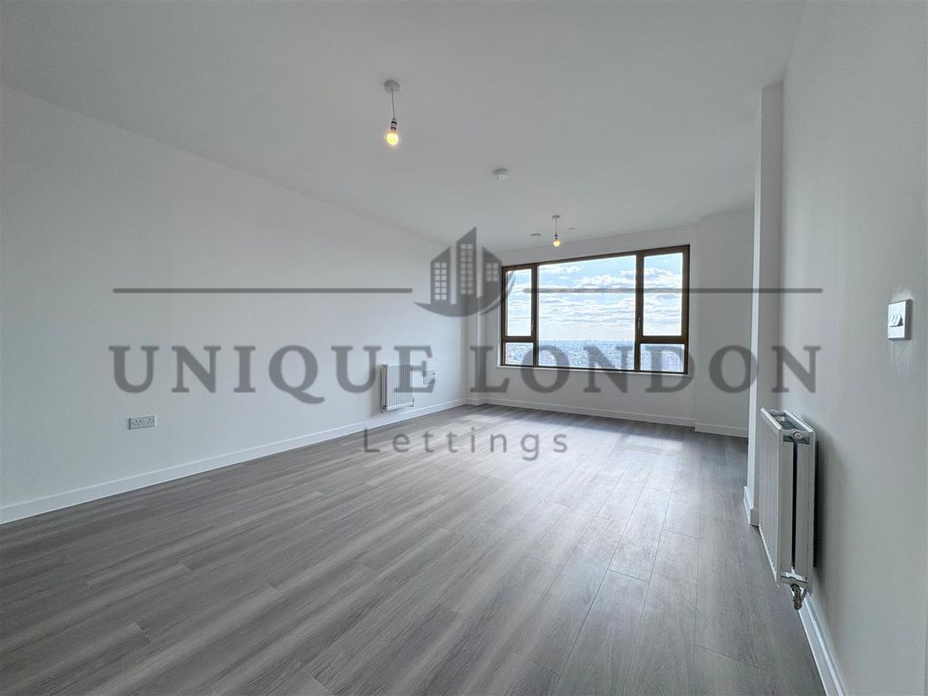 Property photo 1 of 9 335.Jpg