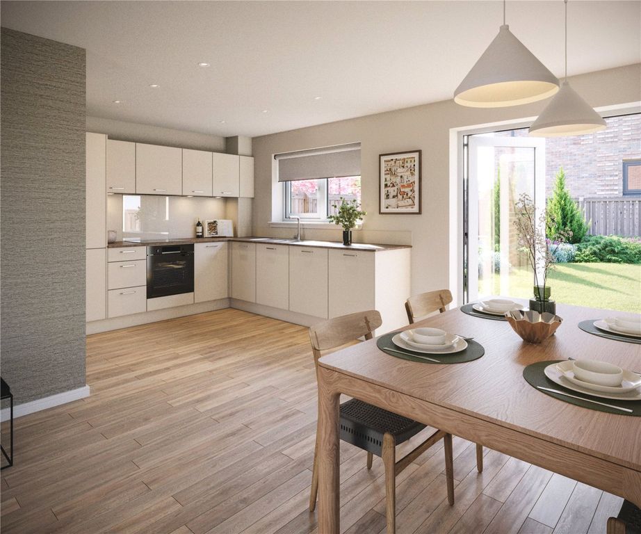 Property photo 3 of 10 Kitchen/Dining