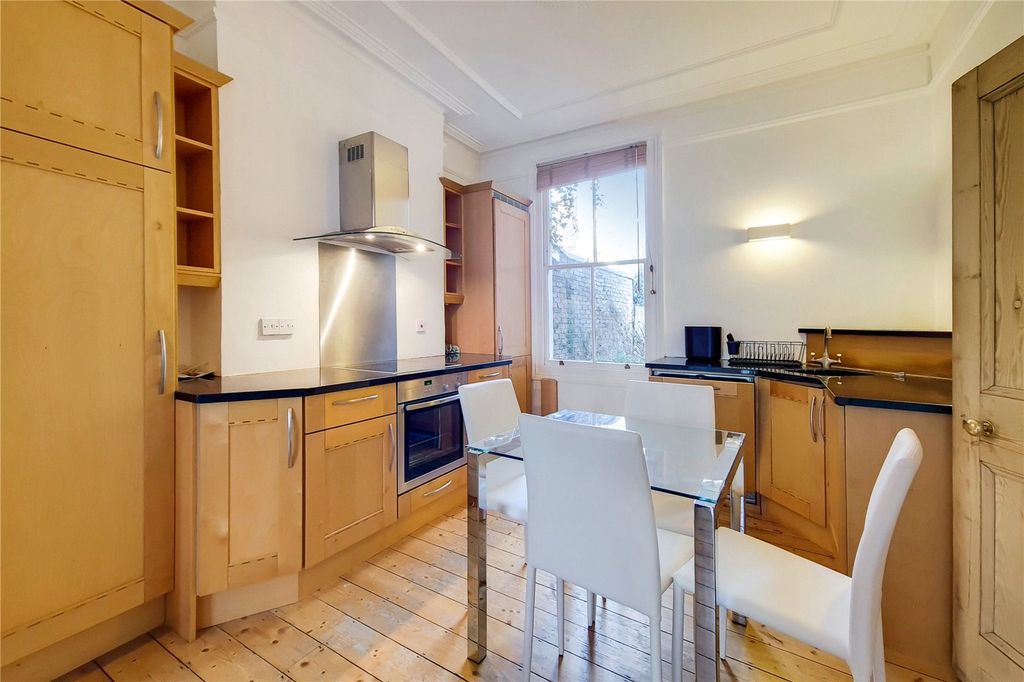 Property photo 3 of 6