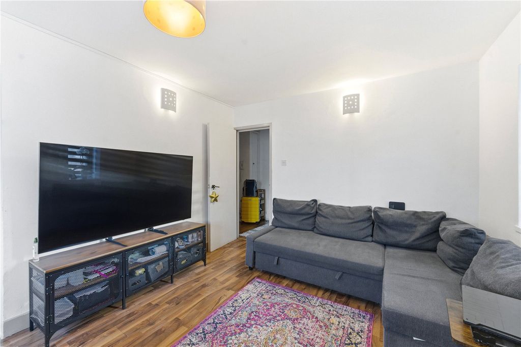 Property photo 2 of 8 Picture No. 03