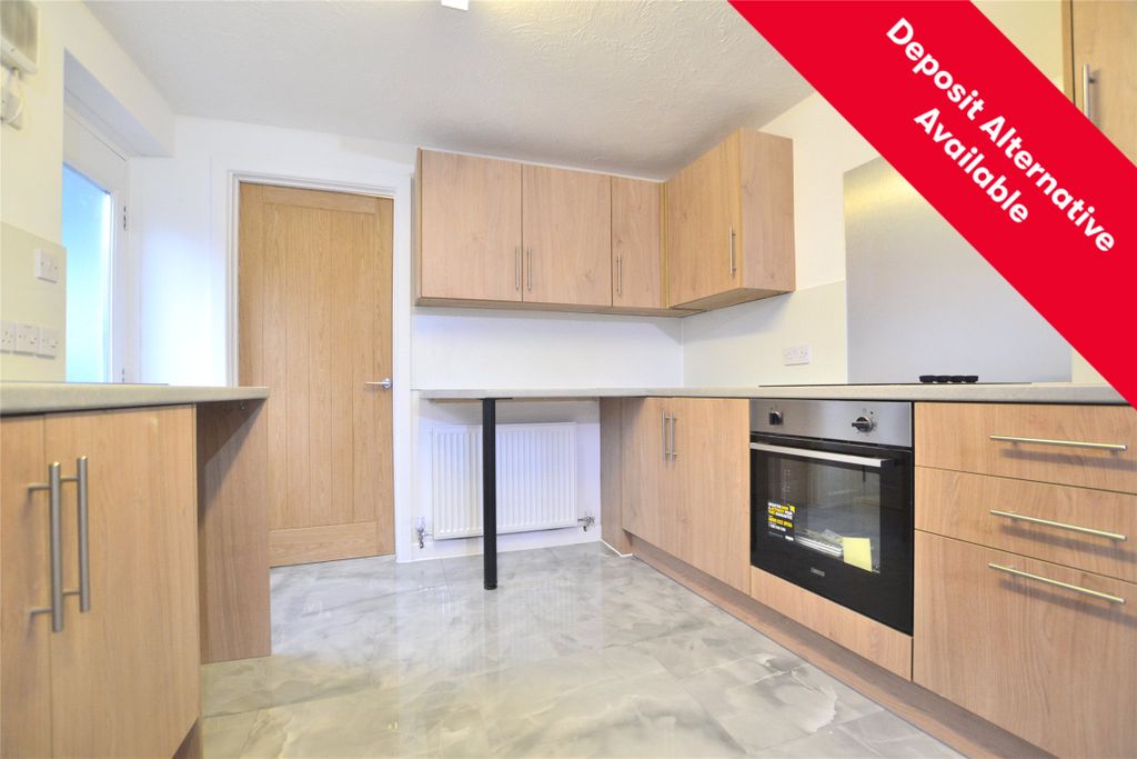 Property photo 1 of 9 Kitchen