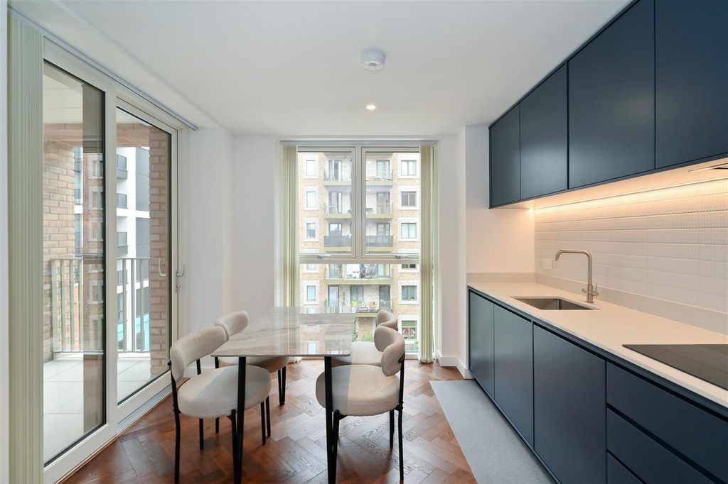 Property photo 3 of 20 17-Delamarre (6).Jpg