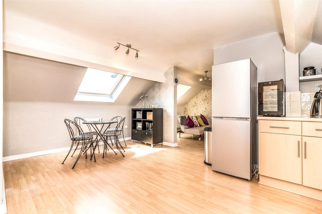 Property photo 2 of 13 Kitchen/Diner