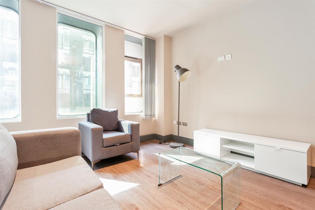 Property photo 1 of 8 Living Area Pic 1