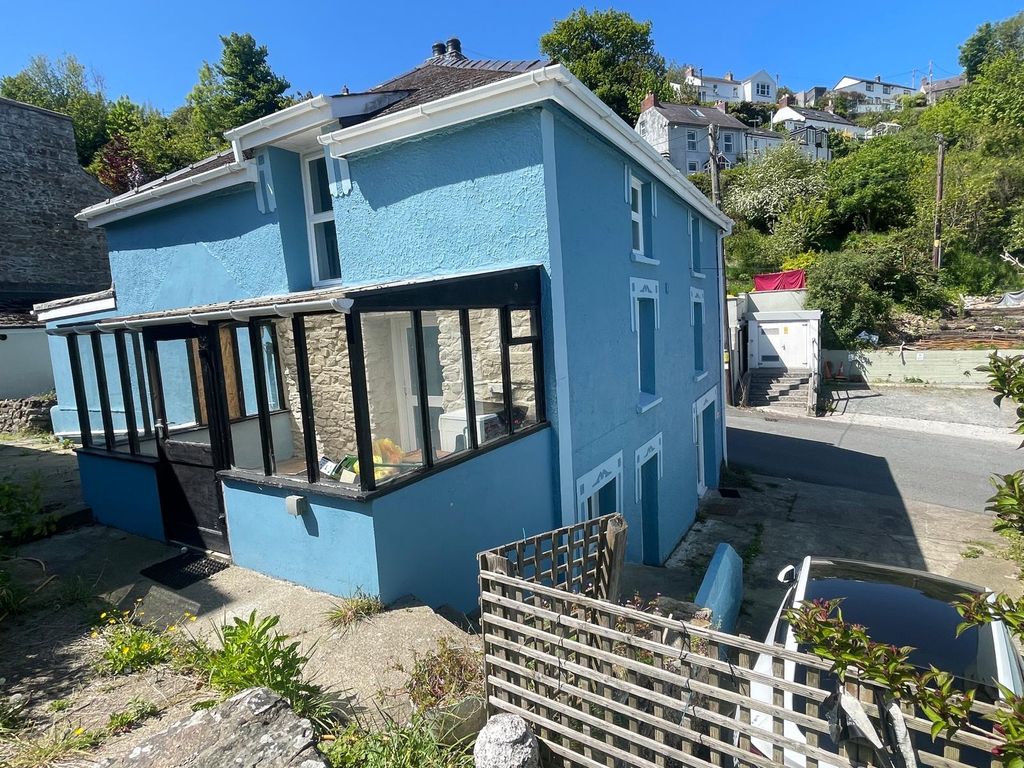 Property photo 3 of 26