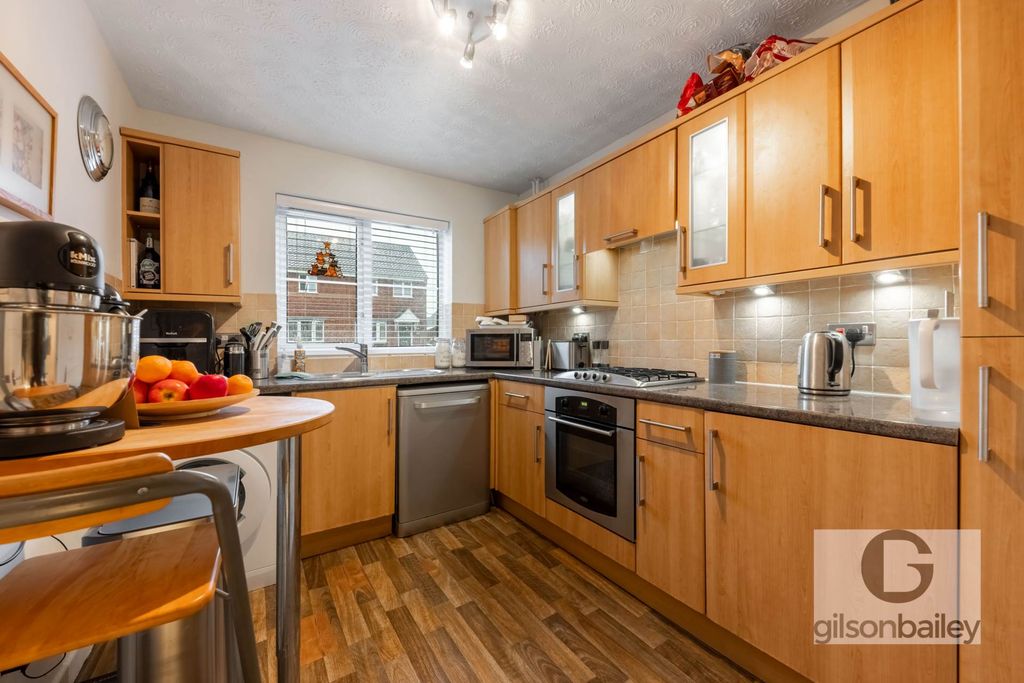 Property photo 2 of 13