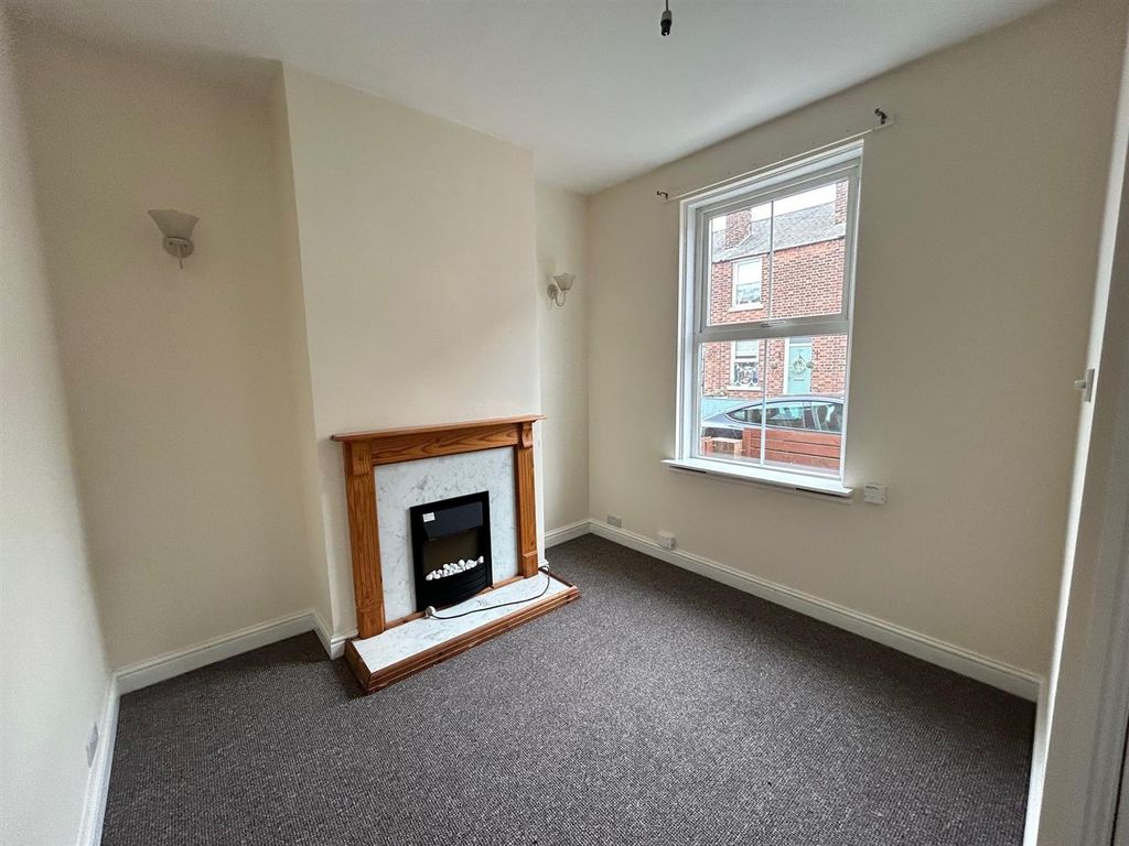 Property photo 2 of 12 11.Jpg