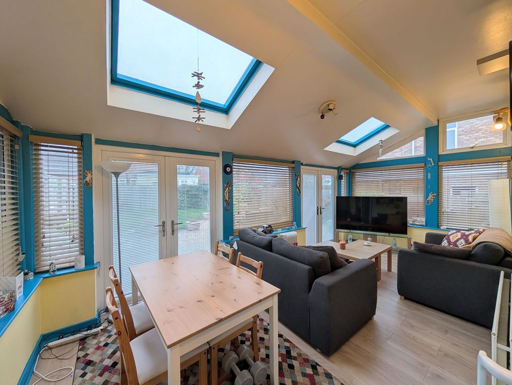 Property photo 3 of 25