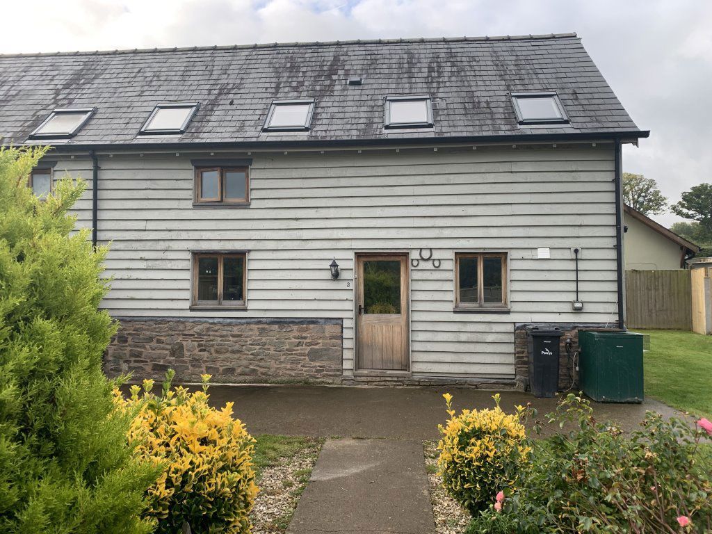 Property photo 1 of 4