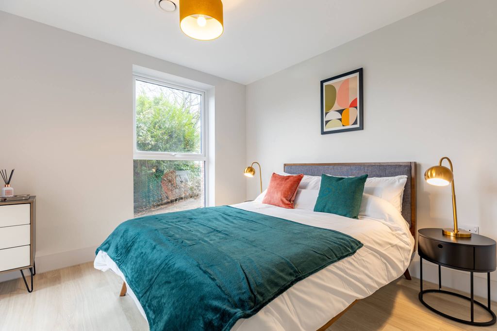 Property photo 3 of 4