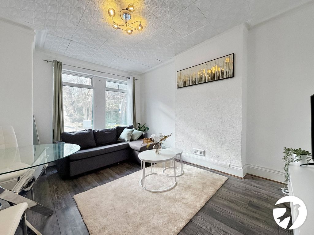 Property photo 3 of 8 Reception Room