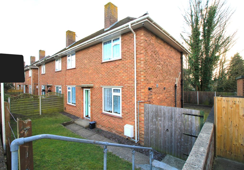 Property photo 1 of 12