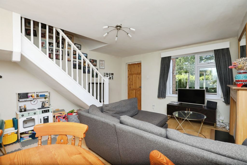 Property photo 3 of 15