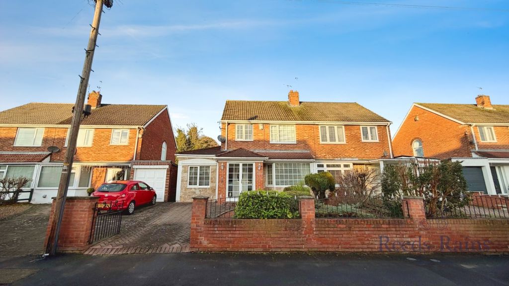 Property photo 1 of 15 Main