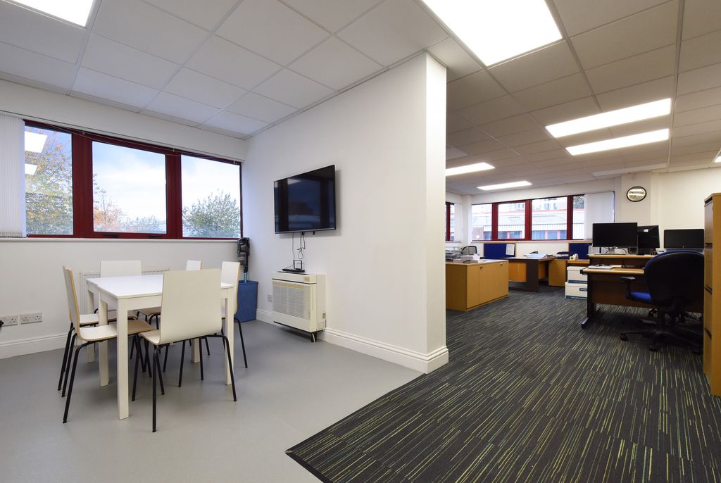 Property photo 3 of 10