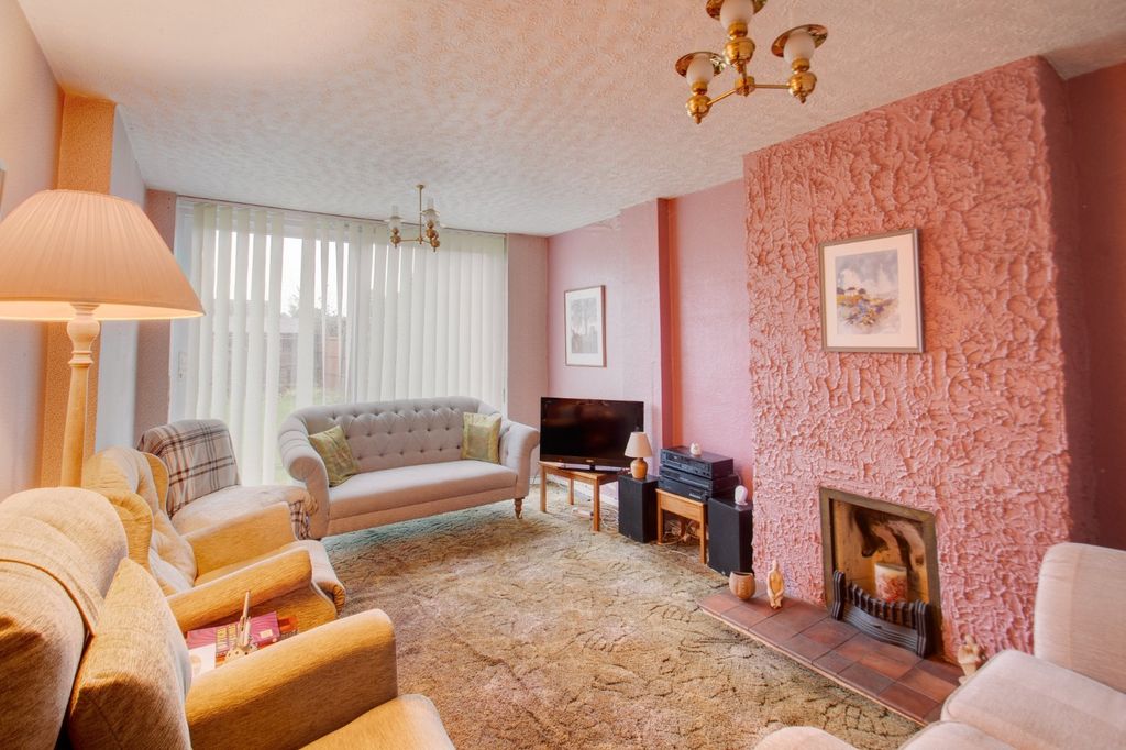 Property photo 3 of 17 Picture No. 18