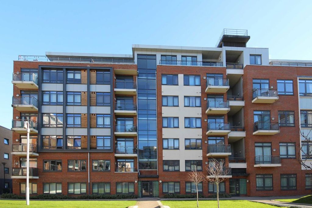 Property photo 1 of 4