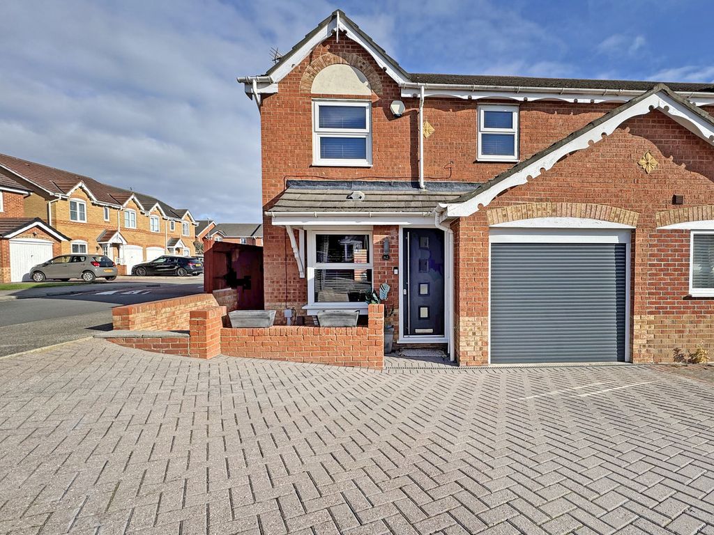 Property photo 1 of 33