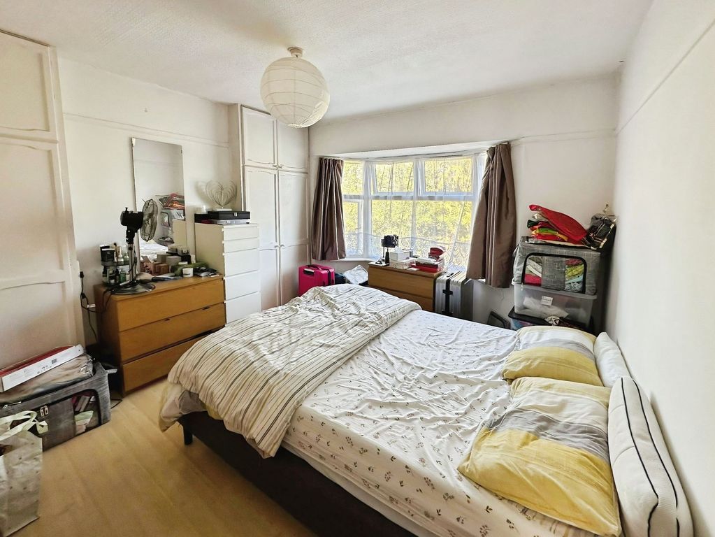 Property photo 3 of 4