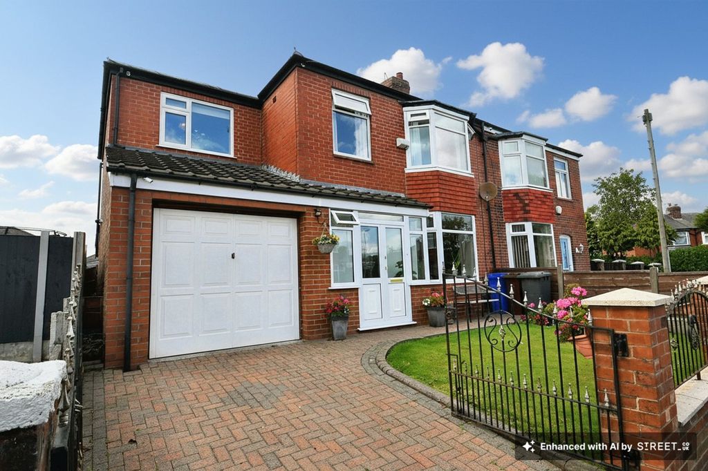 Property photo 1 of 21