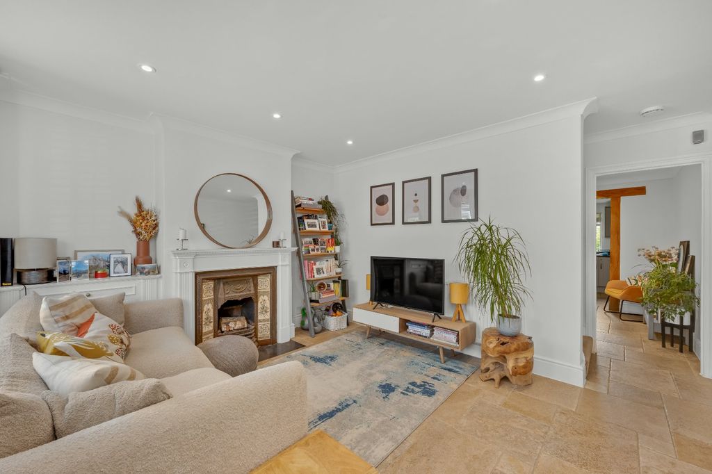 Property photo 2 of 10 Reception Room