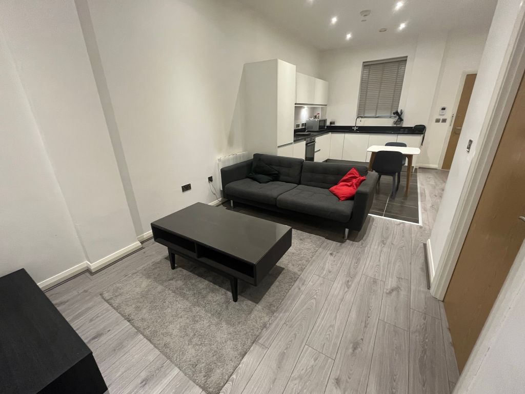 Property photo 3 of 12