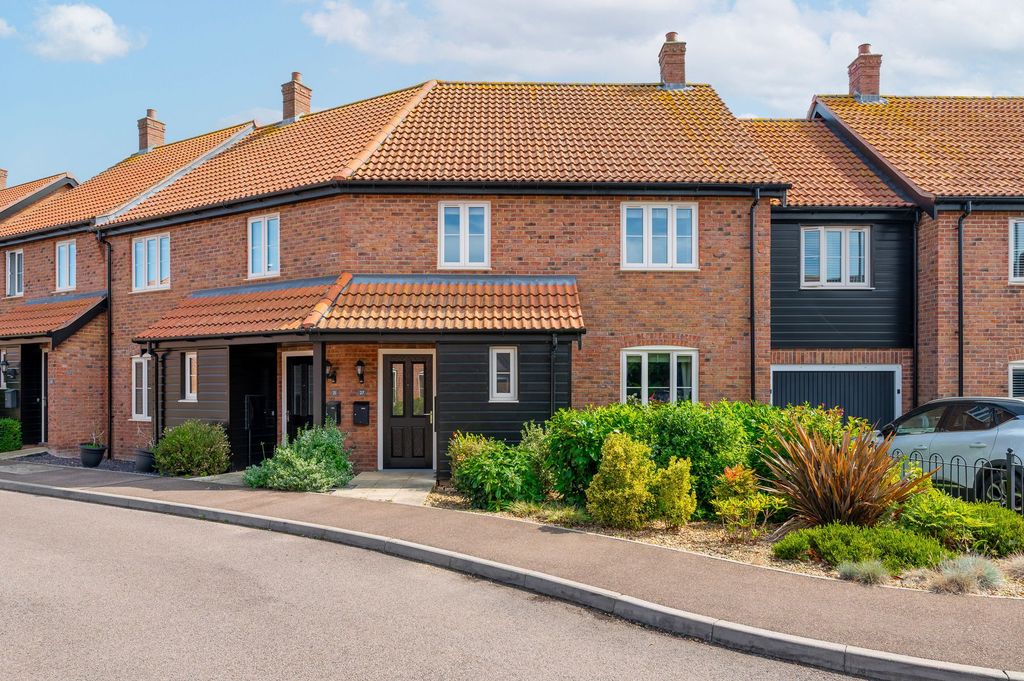 Property photo 1 of 21