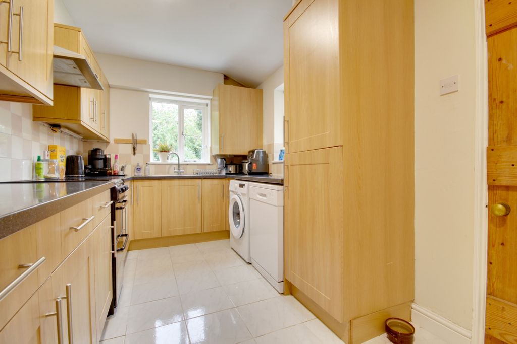 Property photo 3 of 14 Img_1599-Img_1601