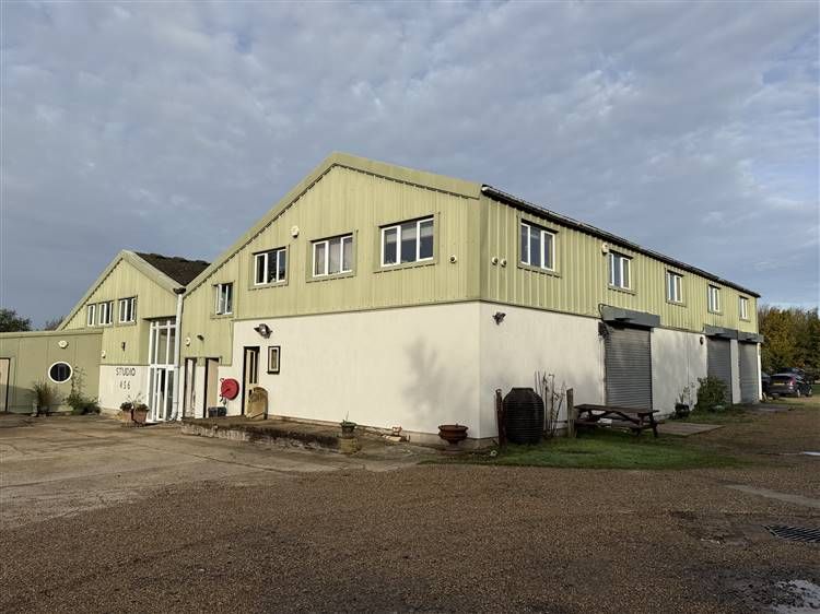 Property photo 1 of 3