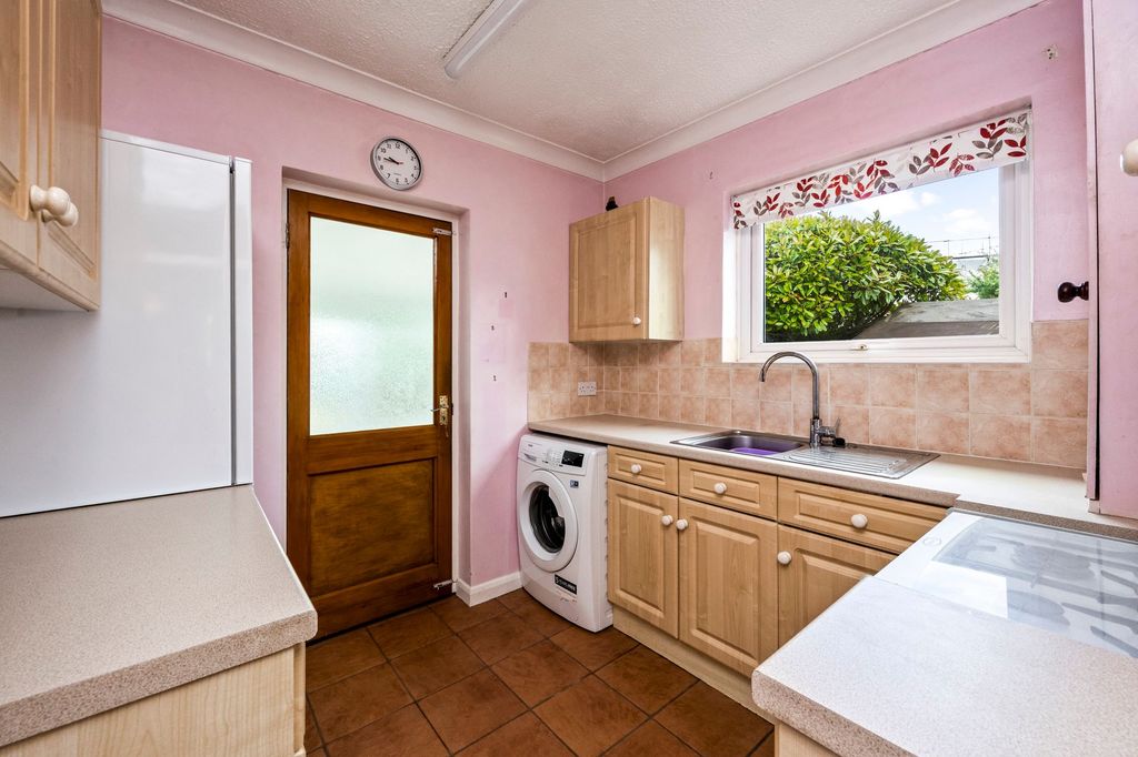 Property photo 3 of 16