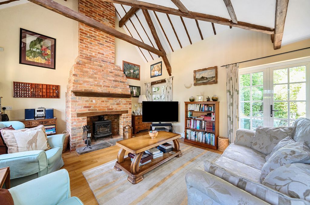 Property photo 3 of 39 Drawing Room